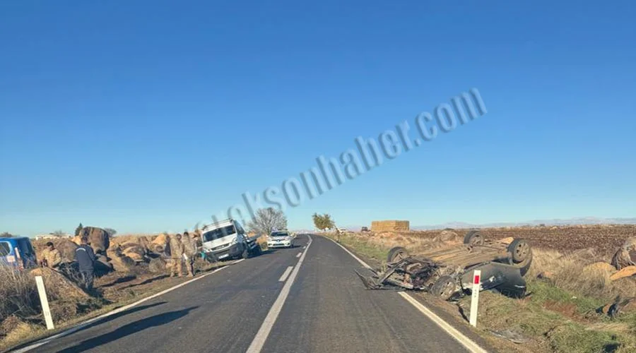 Otomobil ile çekicinin çarpışması sonucu 2 kişi yaralandı