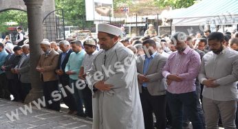 Kudüs’te şehit edilen imam için gıyabi cenaze namazı kılındı