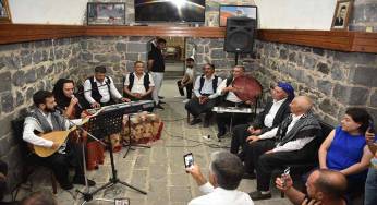 Kültürün yaşatılması için Dengbej Evi açıldı