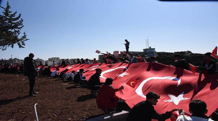 101 kişi Siverek kalesine tırmandı