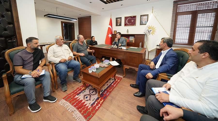 Başkan Bucak, “Ulaşım sorunlarını Büyükşehir ile birlikte çözeceğiz”