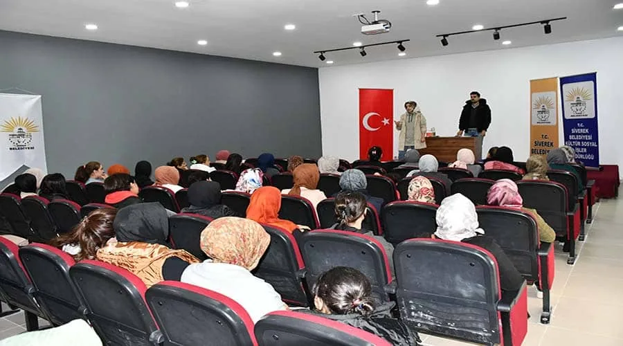 Kadınlara meme ve kanseri eğitimi