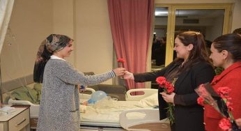 Siverek’te 8 Mart Dünya Kadınlar Günü’nde sağlık çalışanları unutulmadı