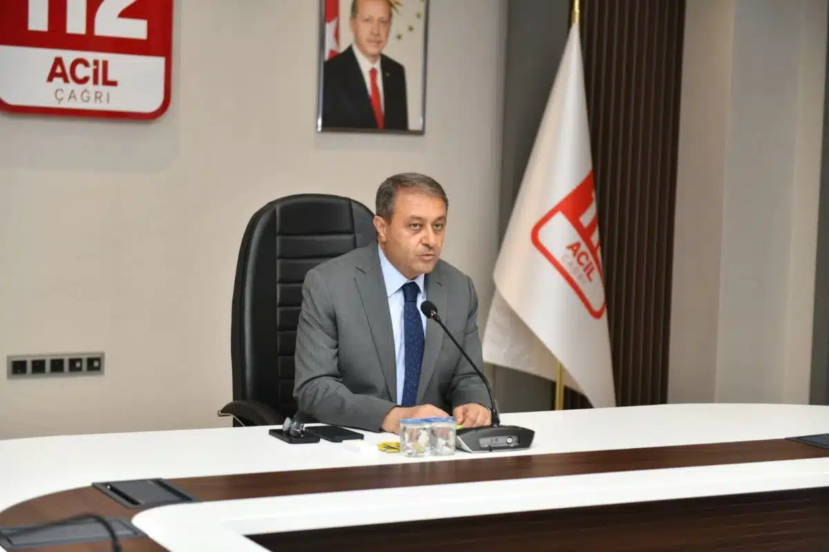 Vali Şıldak, sokak hayvanlarıyla ilgili konuştu