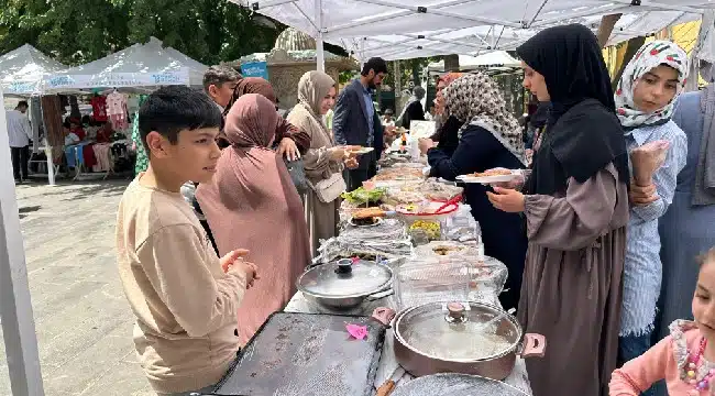 Siverek’te Gazze yararına kermes düzenlendi