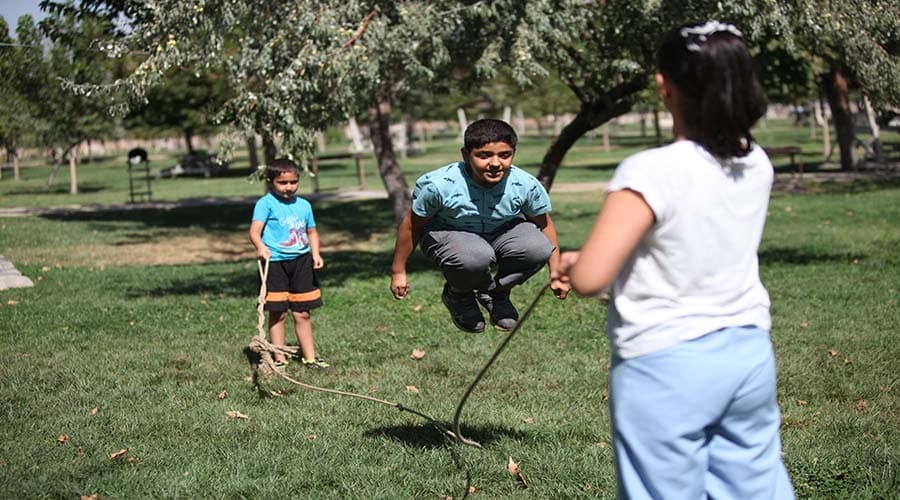 Siverek’te yaz okulu öğrencilerine renkli piknik etkinliği