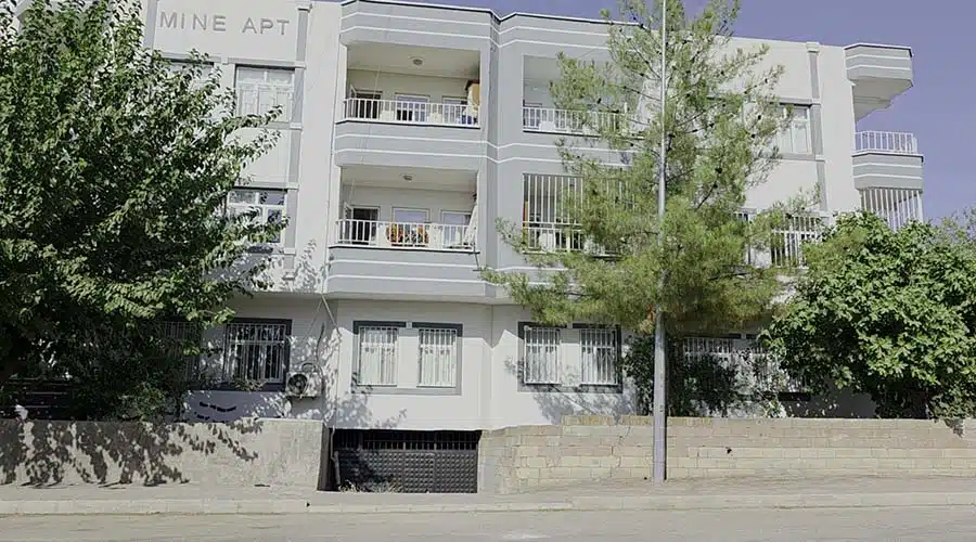 Evinde silahlı saldırıya uğrayan kişi öldü!