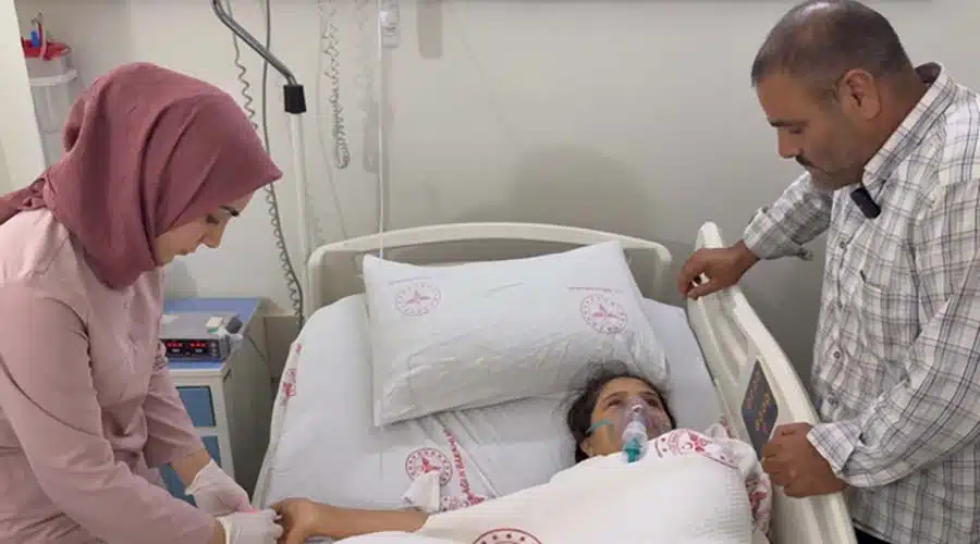 Kız çocuğunun yuttuğu toplu iğne ameliyatla çıkarıldı