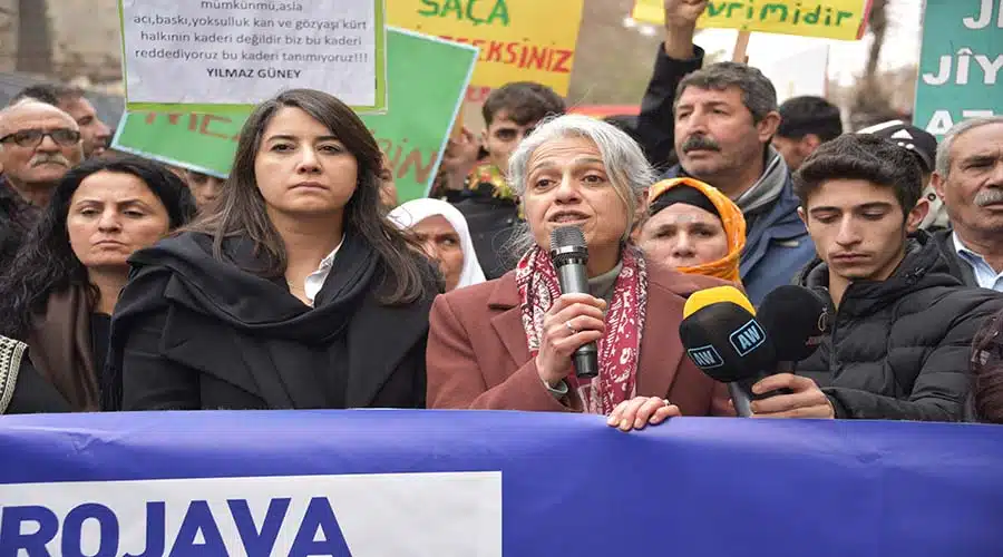 Siverek’te Rojava’ya destek yürüyüşü düzenlendi
