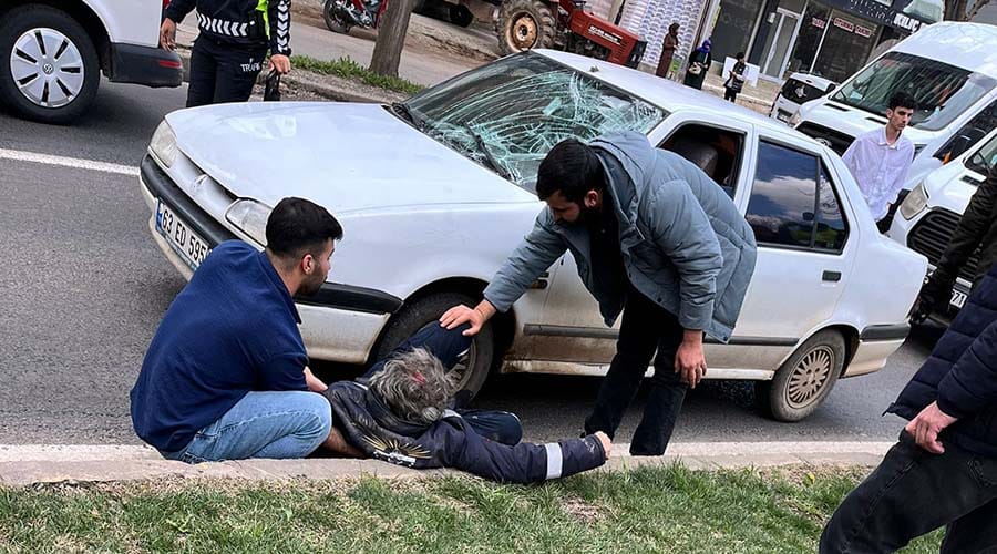 Siverek’te otomobilin çarptığı yaya ağır yaralandı
