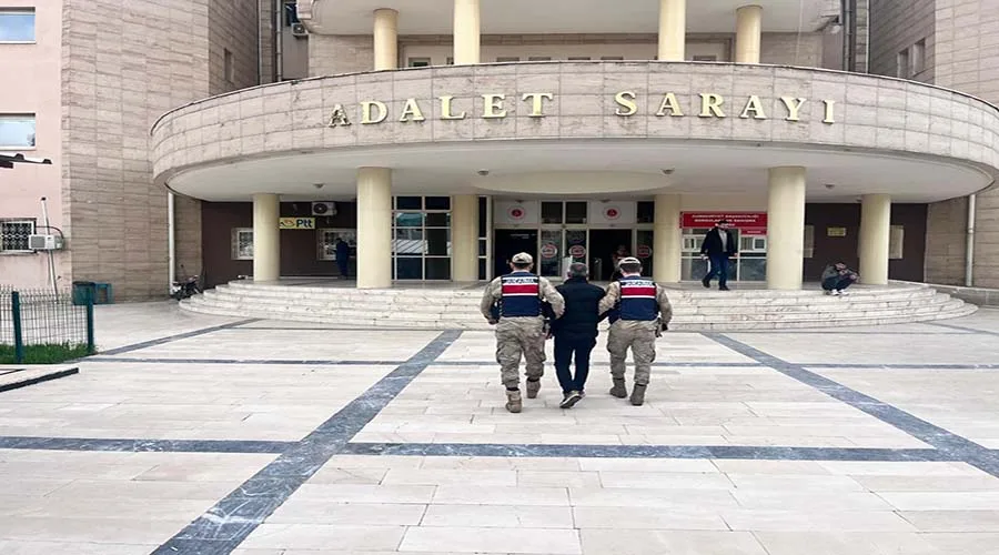 Dolandırıcılık Suçundan Aranan Şahıs Yakalandı