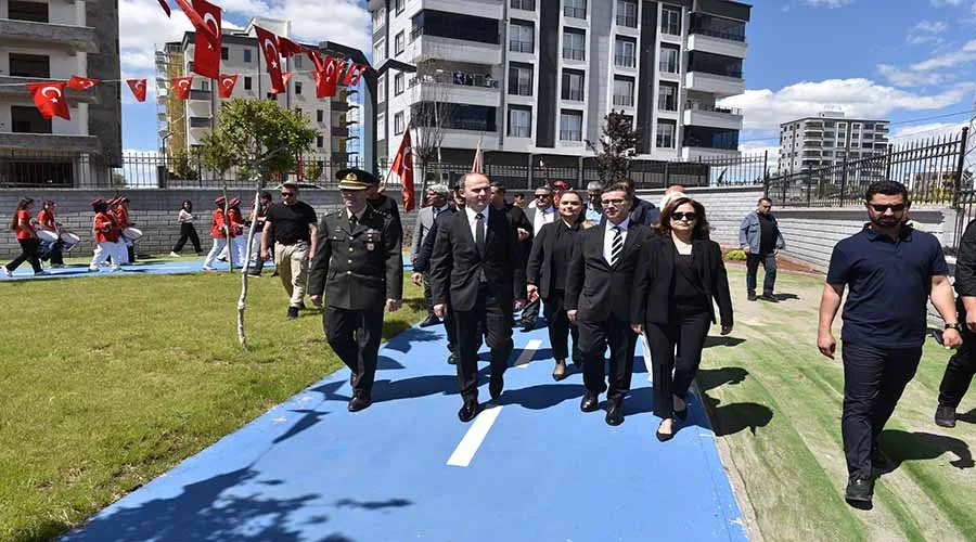 Siverek Belediyesi’nce 19 Mayıs Gençlik Şöleni düzenlendi