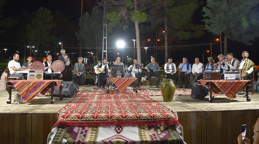 Dengbejler Siverek Kalesi’nde bir araya geldi